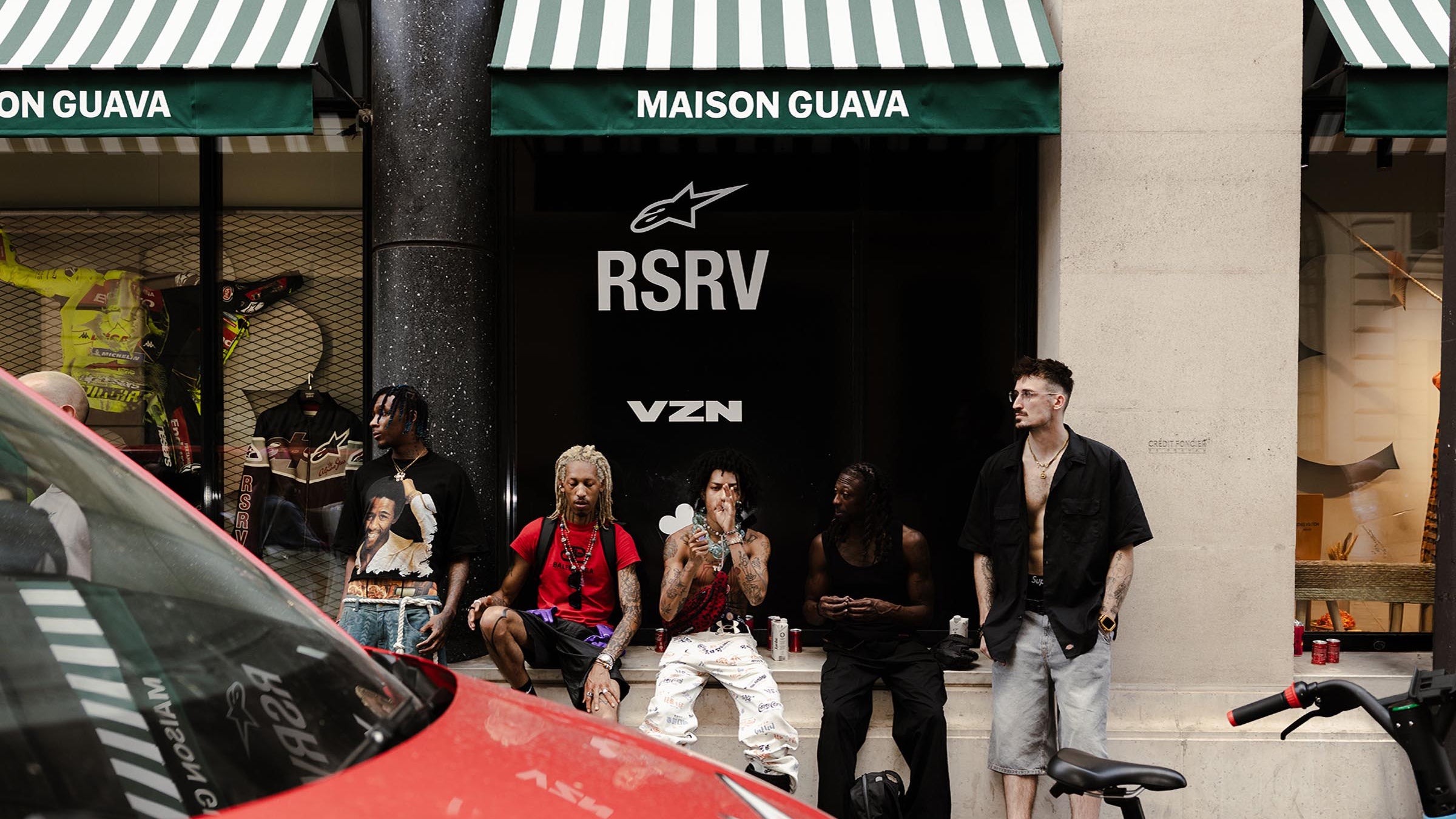 THE GRIT ERA COMES TO PARIS